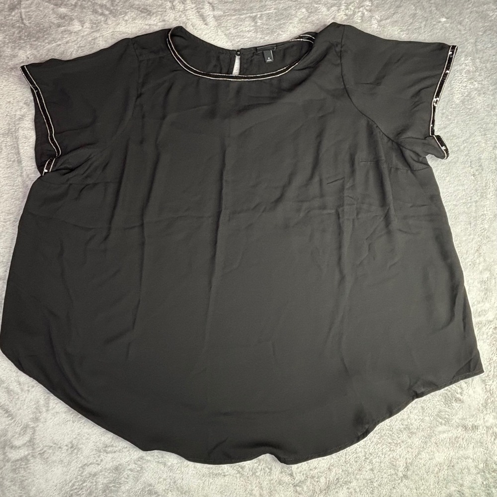 Torrid Blouse Womens 4X Black Sequin Trim Short Sleeve Chiffon Keyhole Top